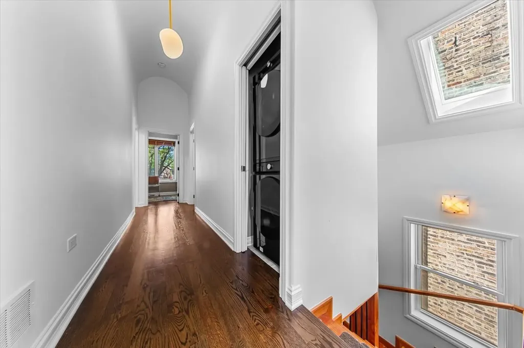 1819 North Whipple Street Chicago IL 60647