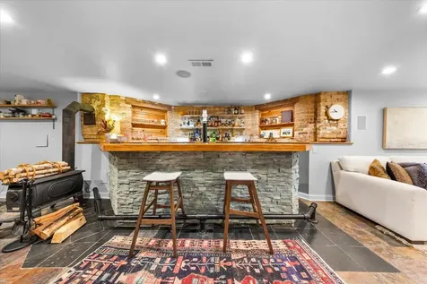 1819 North Whipple Street Chicago IL 60647