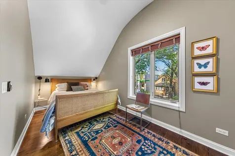 1819 North Whipple Street Chicago IL 60647