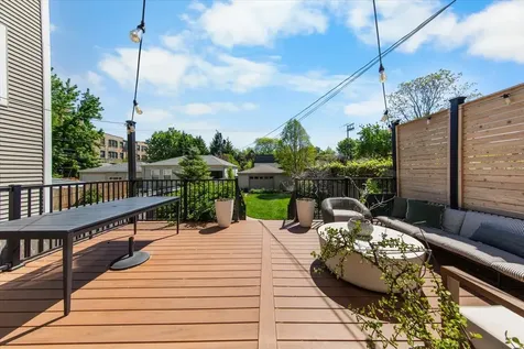 1819 North Whipple Street Chicago IL 60647