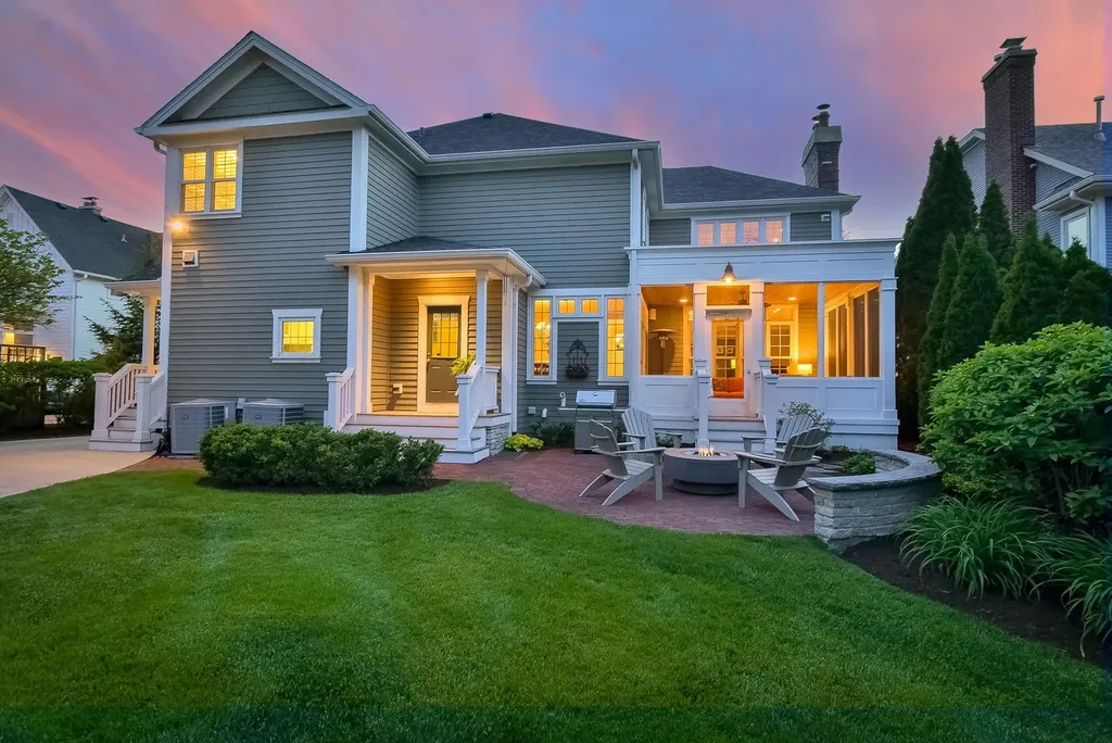 605 Euclid Avenue Glen Ellyn IL 60137