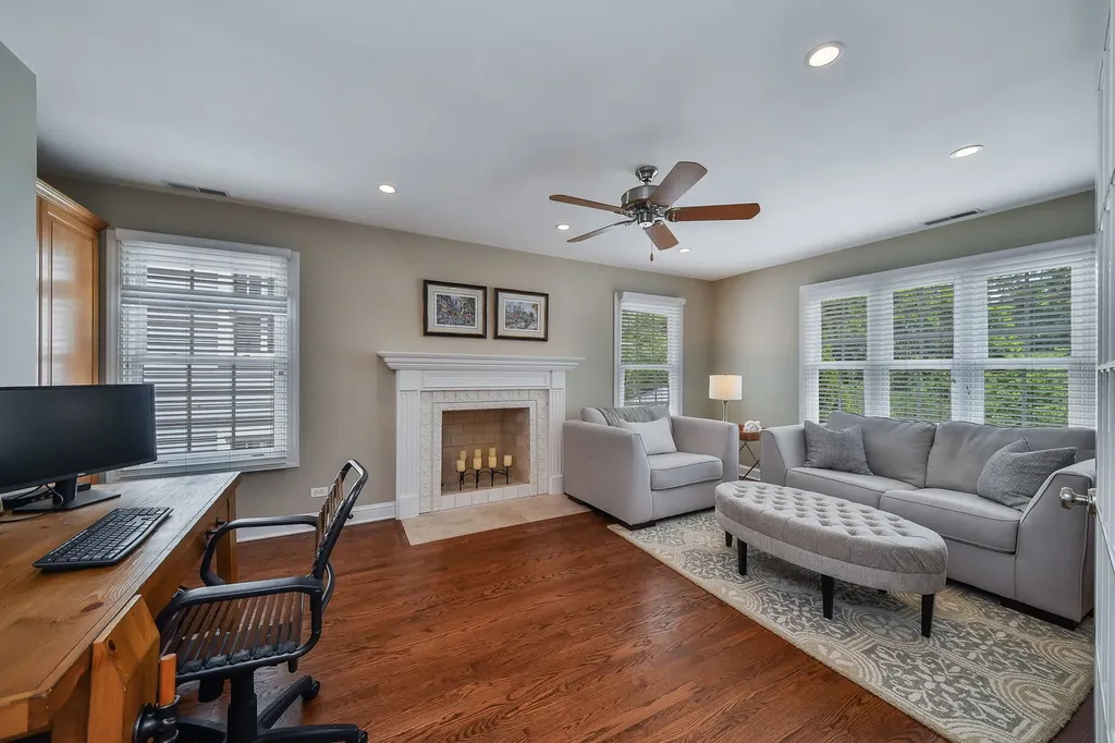 605 Euclid Avenue Glen Ellyn IL 60137