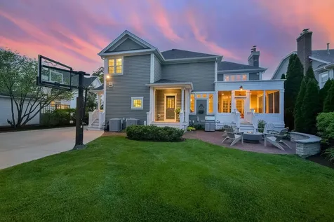 605 Euclid Avenue Glen Ellyn IL 60137
