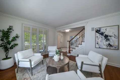 605 Euclid Avenue Glen Ellyn IL 60137
