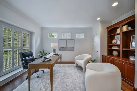 605 Euclid Avenue Glen Ellyn IL 60137