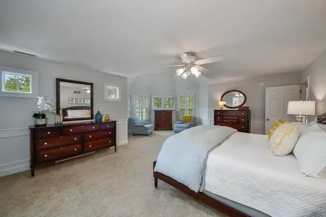 605 Euclid Avenue Glen Ellyn IL 60137