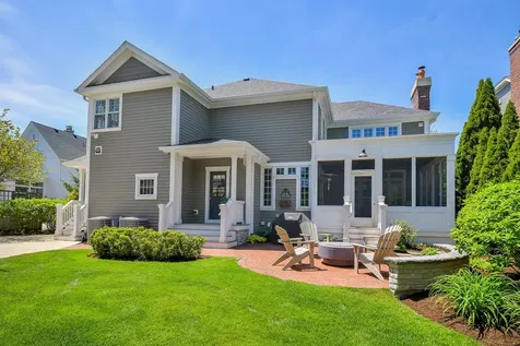605 Euclid Avenue Glen Ellyn IL 60137
