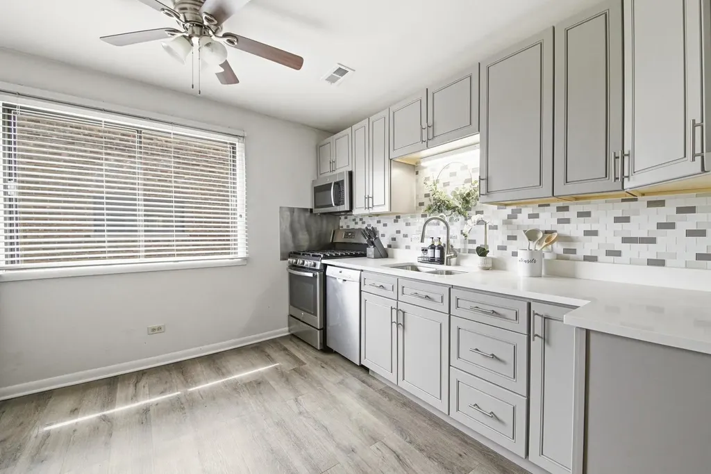 6451 North Northwest Highway Chicago IL 60631