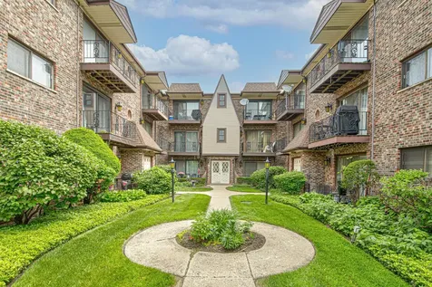6451 North Northwest Highway Chicago IL 60631