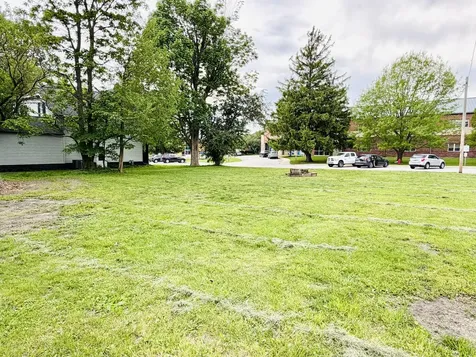 419 North Plum Street Farmer City IL 61842