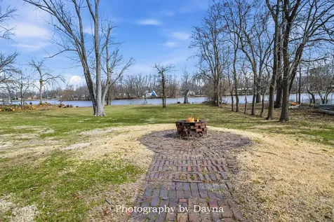 2857 River Road Kankakee IL 60901