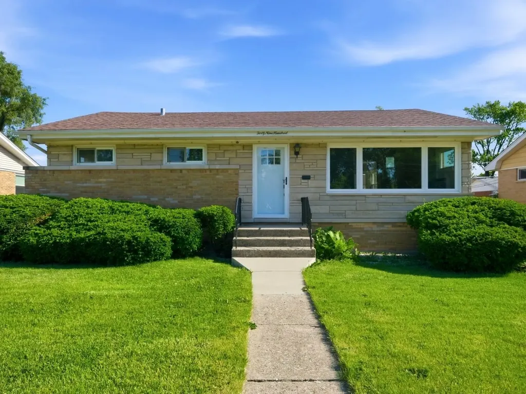 4900 West Hawthorne Avenue Hillside IL 60162