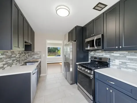 4900 West Hawthorne Avenue Hillside IL 60162