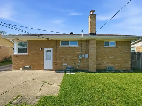 4900 West Hawthorne Avenue Hillside IL 60162