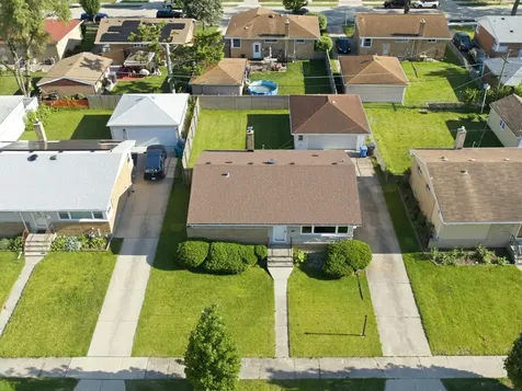 4900 West Hawthorne Avenue Hillside IL 60162