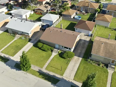 4900 West Hawthorne Avenue Hillside IL 60162