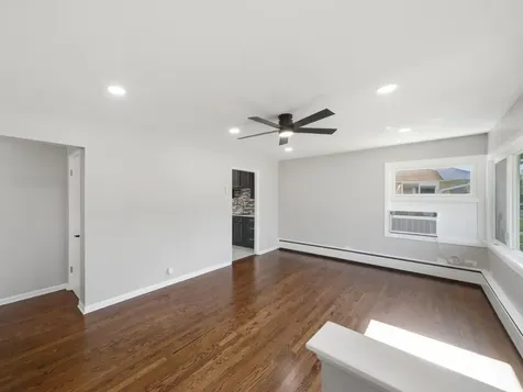 4900 West Hawthorne Avenue Hillside IL 60162