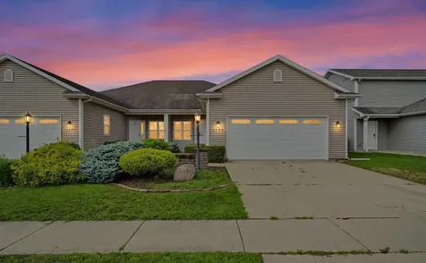 1505 Stonebluff Court Champaign IL 61822