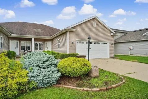 1505 Stonebluff Court Champaign IL 61822