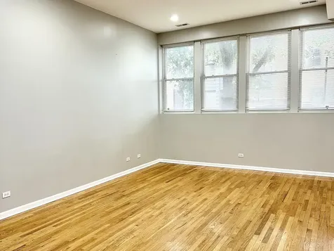 2438 North Laramie Avenue Chicago IL 60639