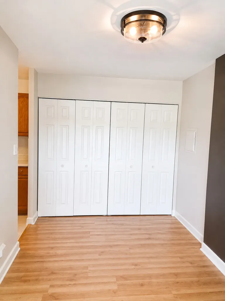 33 North Main Street Lombard IL 60148