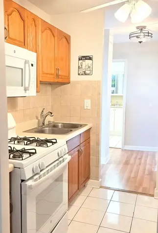 33 North Main Street Lombard IL 60148