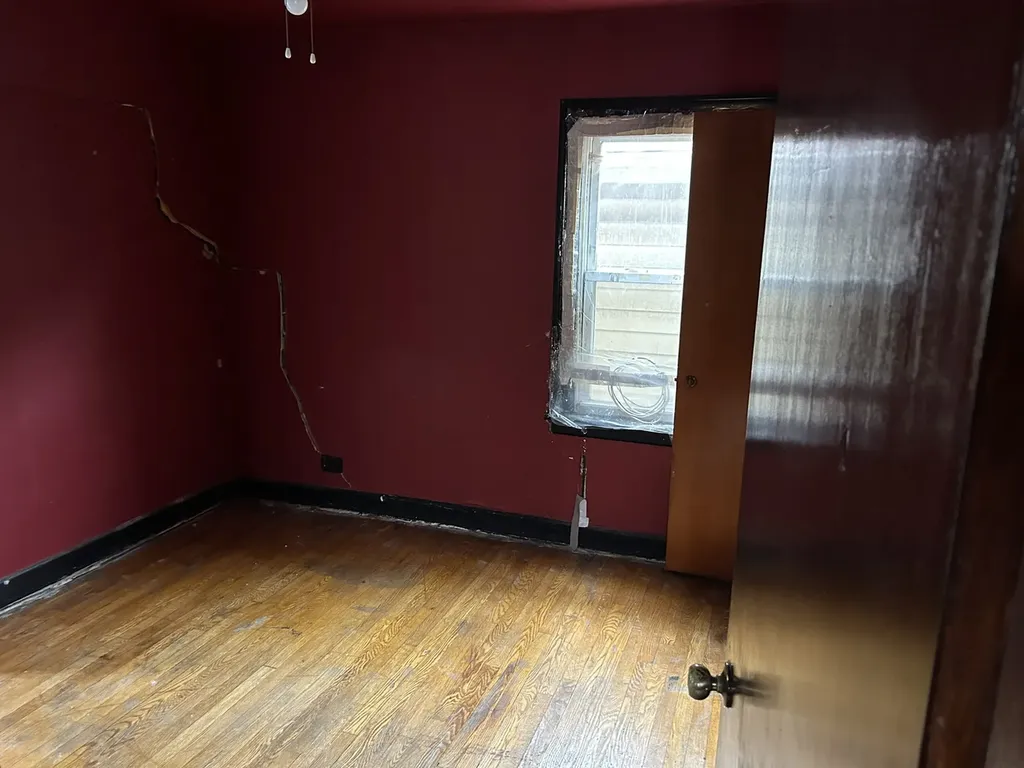 3854 South Albany Avenue Chicago IL 60632
