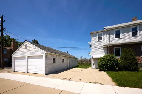 1402 North 15th Avenue Melrose Park IL 60160