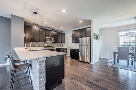 2515 Huntleigh Lane Woodridge IL 60517