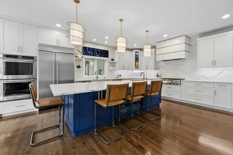203 Crooked Tree Court Naperville IL 60565