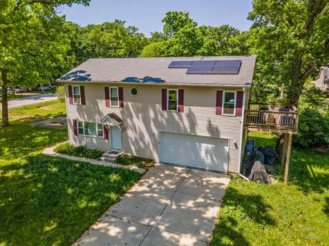 3109 Park Drive Wonder Lake IL 60097