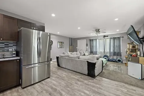 3109 Park Drive Wonder Lake IL 60097