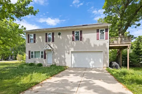 3109 Park Drive Wonder Lake IL 60097