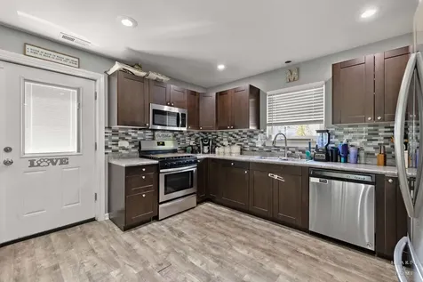 3109 Park Drive Wonder Lake IL 60097