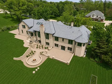 13175 Da Vinci Street Lemont IL 60439