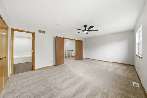 615 Buckskin Lane Carpentersville IL 60110