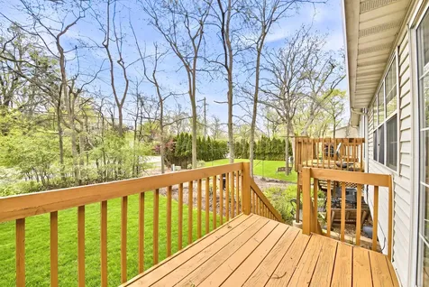 615 Buckskin Lane Carpentersville IL 60110
