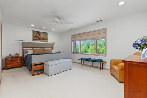 1000 Deerfield Road Highland Park IL 60035