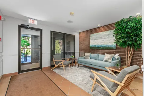 1000 Deerfield Road Highland Park IL 60035