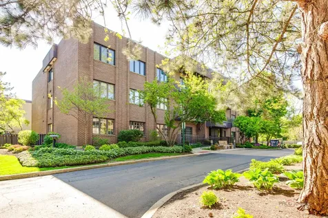 1000 Deerfield Road Highland Park IL 60035
