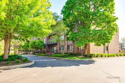 1000 Deerfield Road Highland Park IL 60035