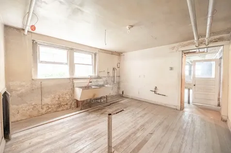 2323 Highland Avenue Berwyn IL 60402
