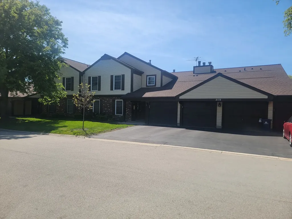 2115 Lancaster Circle Naperville IL 60565