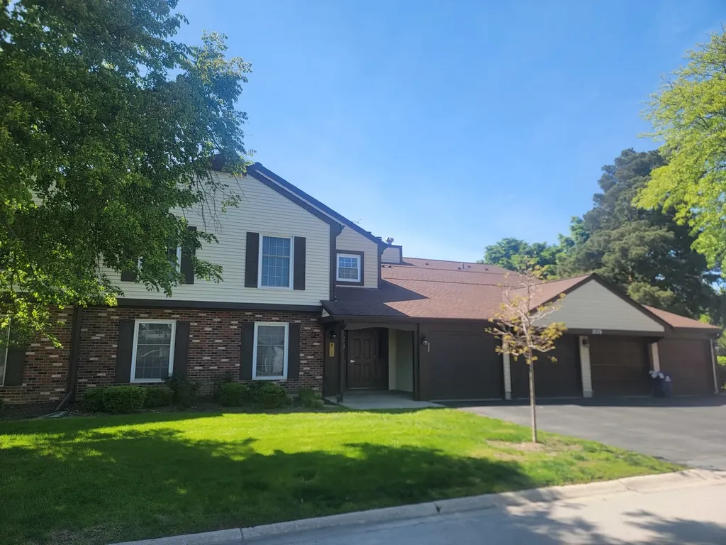 2115 Lancaster Circle Naperville IL 60565