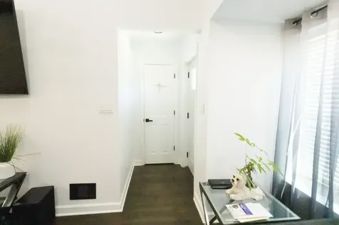2252 West 71st Street Chicago IL 60636