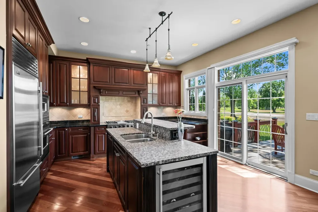 1105 Austin Avenue Park Ridge IL 60068