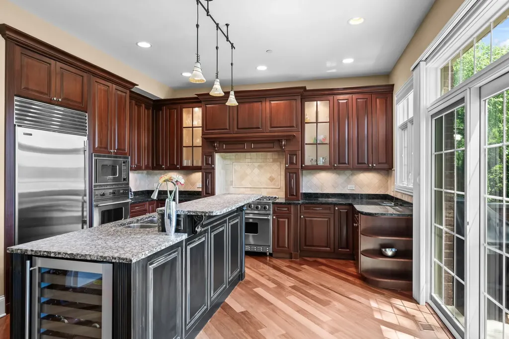 1105 Austin Avenue Park Ridge IL 60068