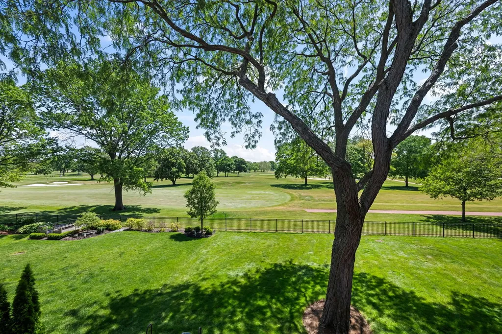 1105 Austin Avenue Park Ridge IL 60068