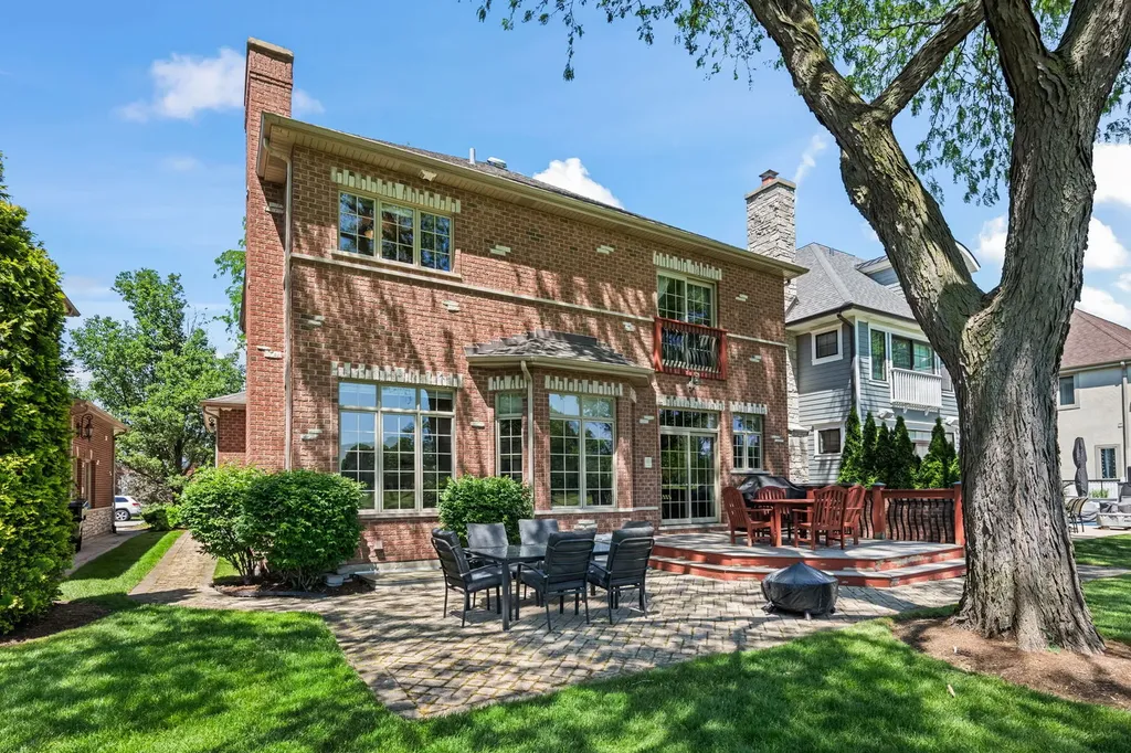 1105 Austin Avenue Park Ridge IL 60068