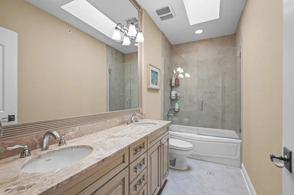 1105 Austin Avenue Park Ridge IL 60068